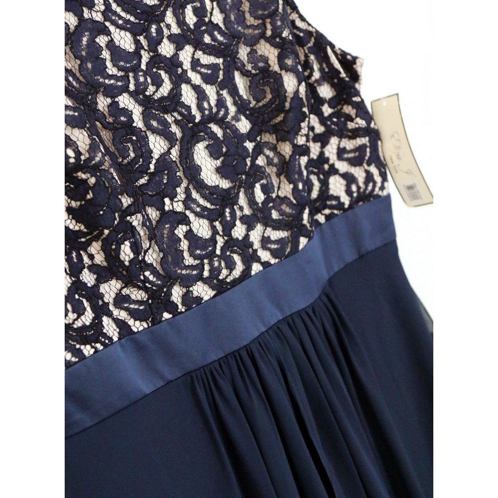 NEW Eliza J. Navy Blue Lace and Chiffon Gown Modest Prom Maxi Dress Size 14 $219 - Picture 13 of 16